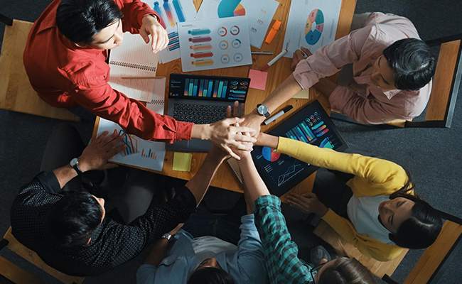 Custom Data & Commission Reporting Platforms